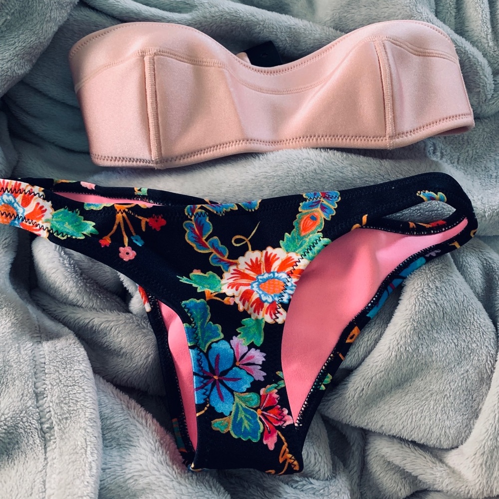 Light Pink TRIANGL Swim